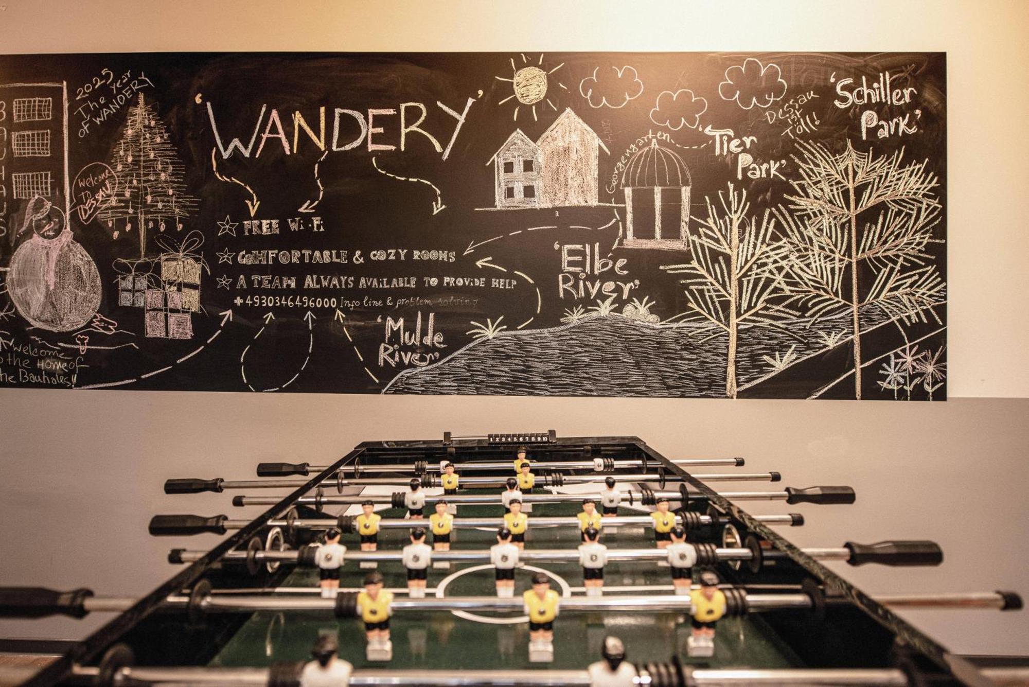 Wandery Hostel Dessau Exterior foto